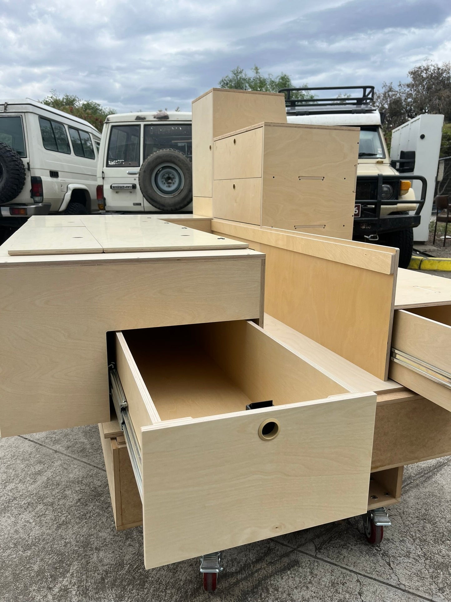 Roam Troopy Flat Pack - Unwind Designs