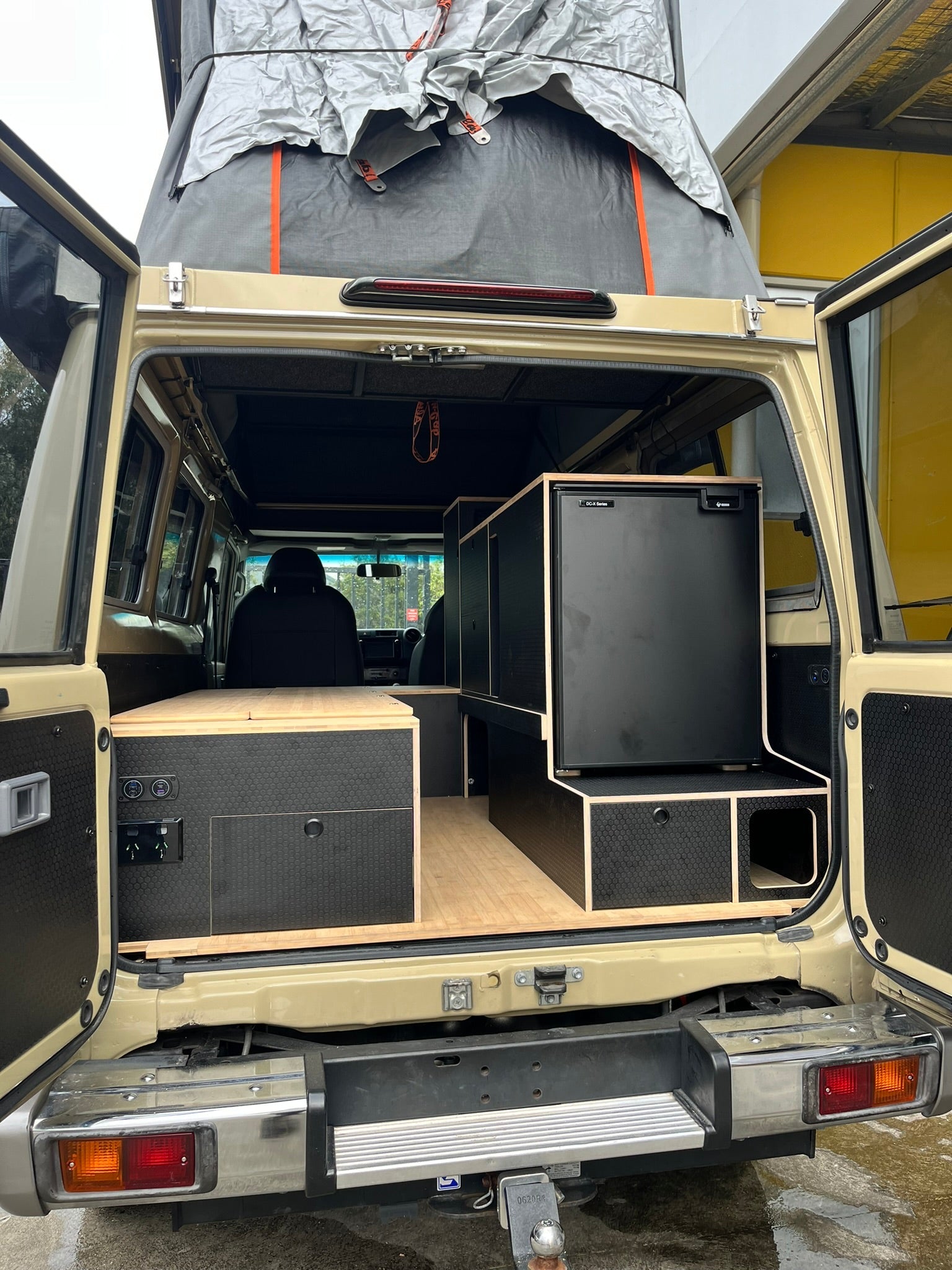 Upright Roam Troopy Flat Pack - Unwind Designs