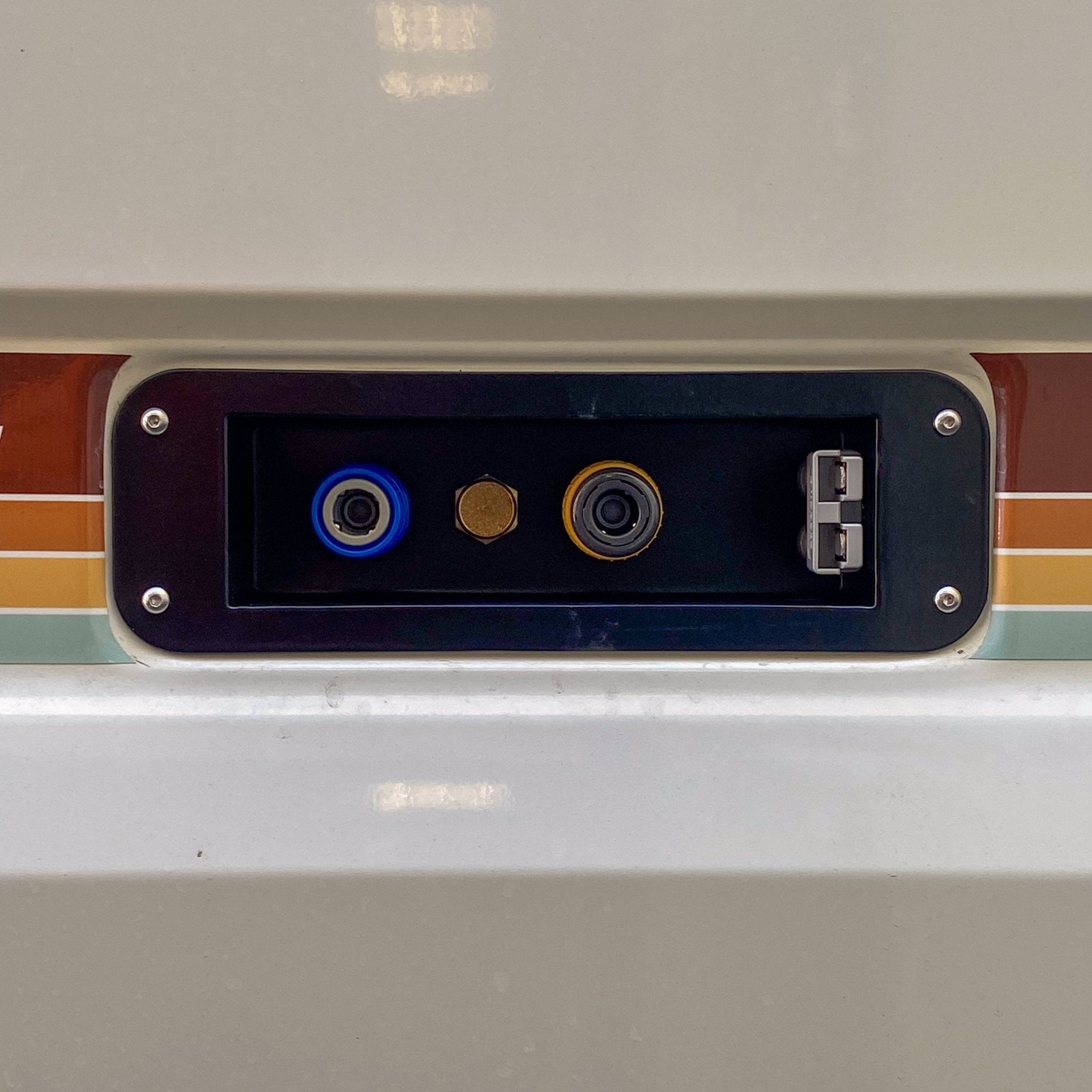 70 Series Landcruiser Utility panel (Faceless) - Unwind Designs