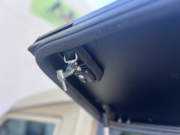 78 Series Side Gullwing Windows - Unwind Designs