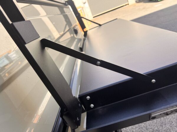 LC78 & 75 Maxtrax Table - Mission 4x4 - Unwind Designs