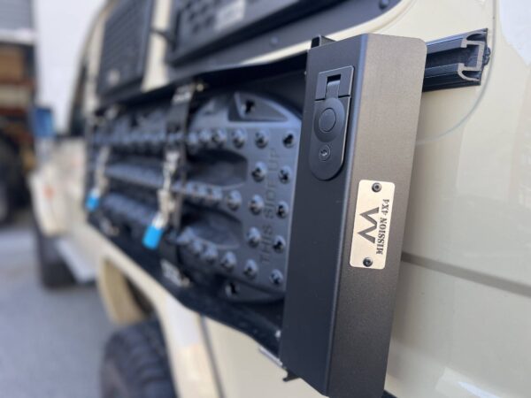 LC78 & 75 Maxtrax Table - Mission 4x4 - Unwind Designs