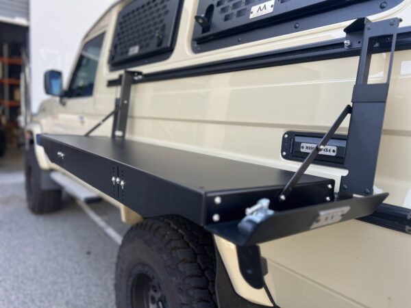 LC78 & 75 Maxtrax Table - Mission 4x4 - Unwind Designs