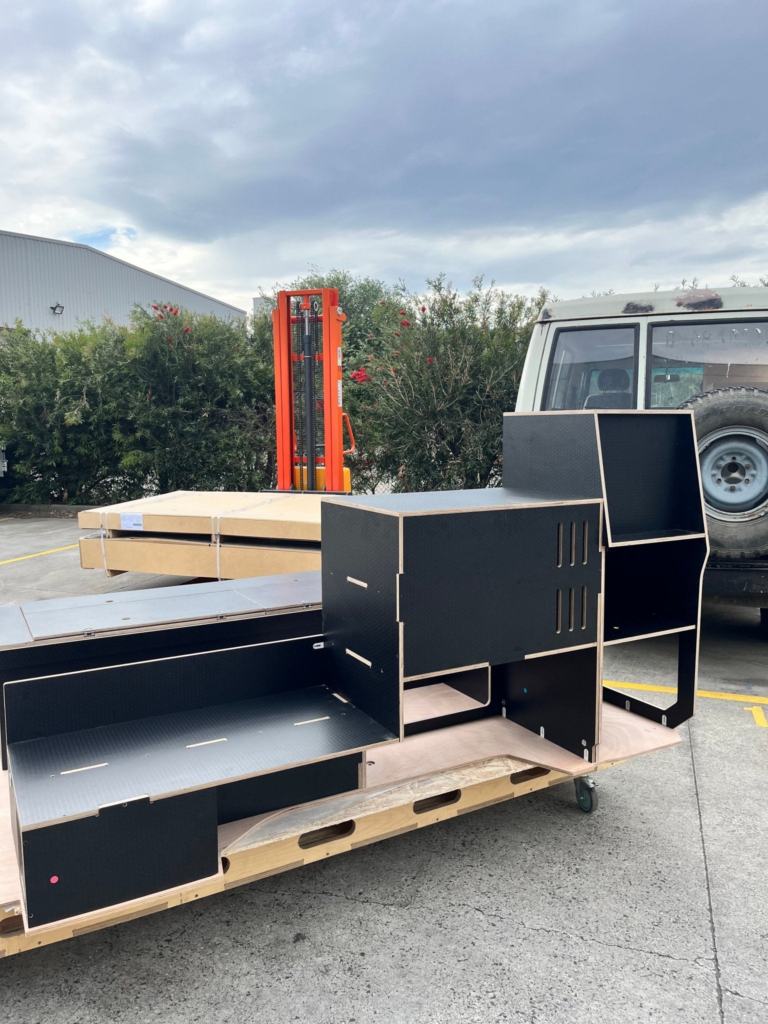 Wander Troopy Flat Pack - Unwind Designs