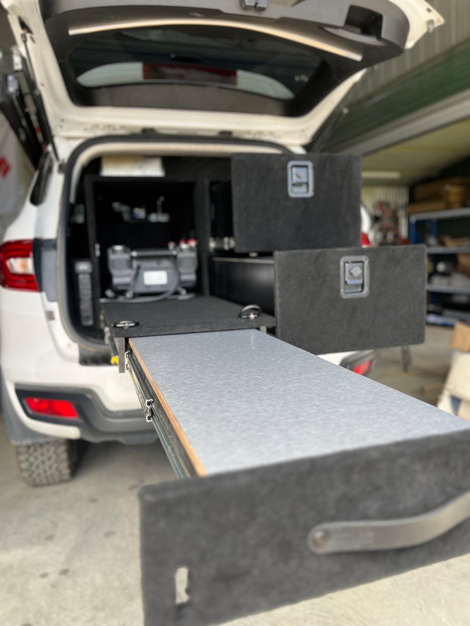 Ford Everest Drawer System - Unwind Designs